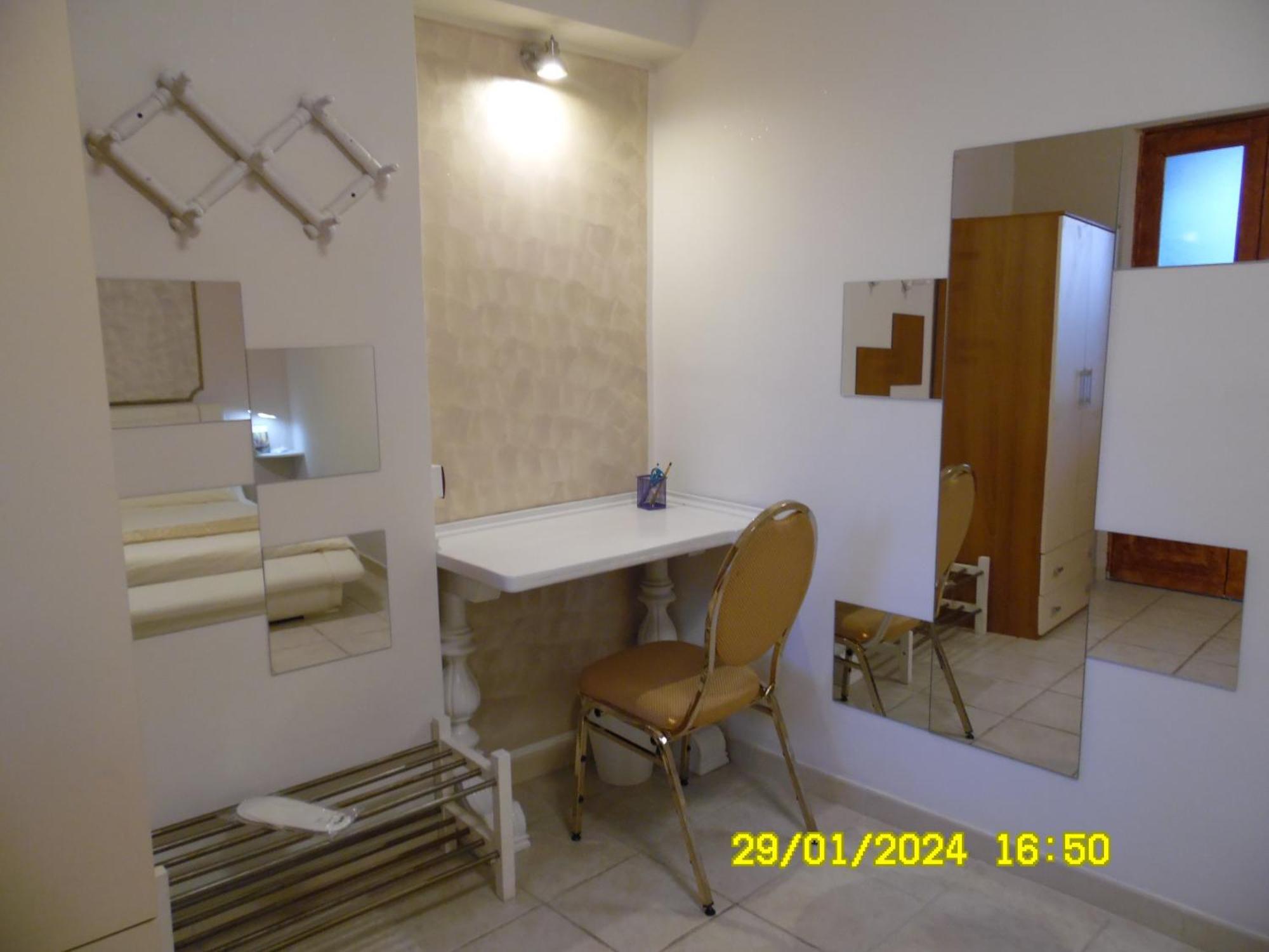 La Casa Di Giuditta - B&B Casa Vacanze - Ramacca Bagian luar foto