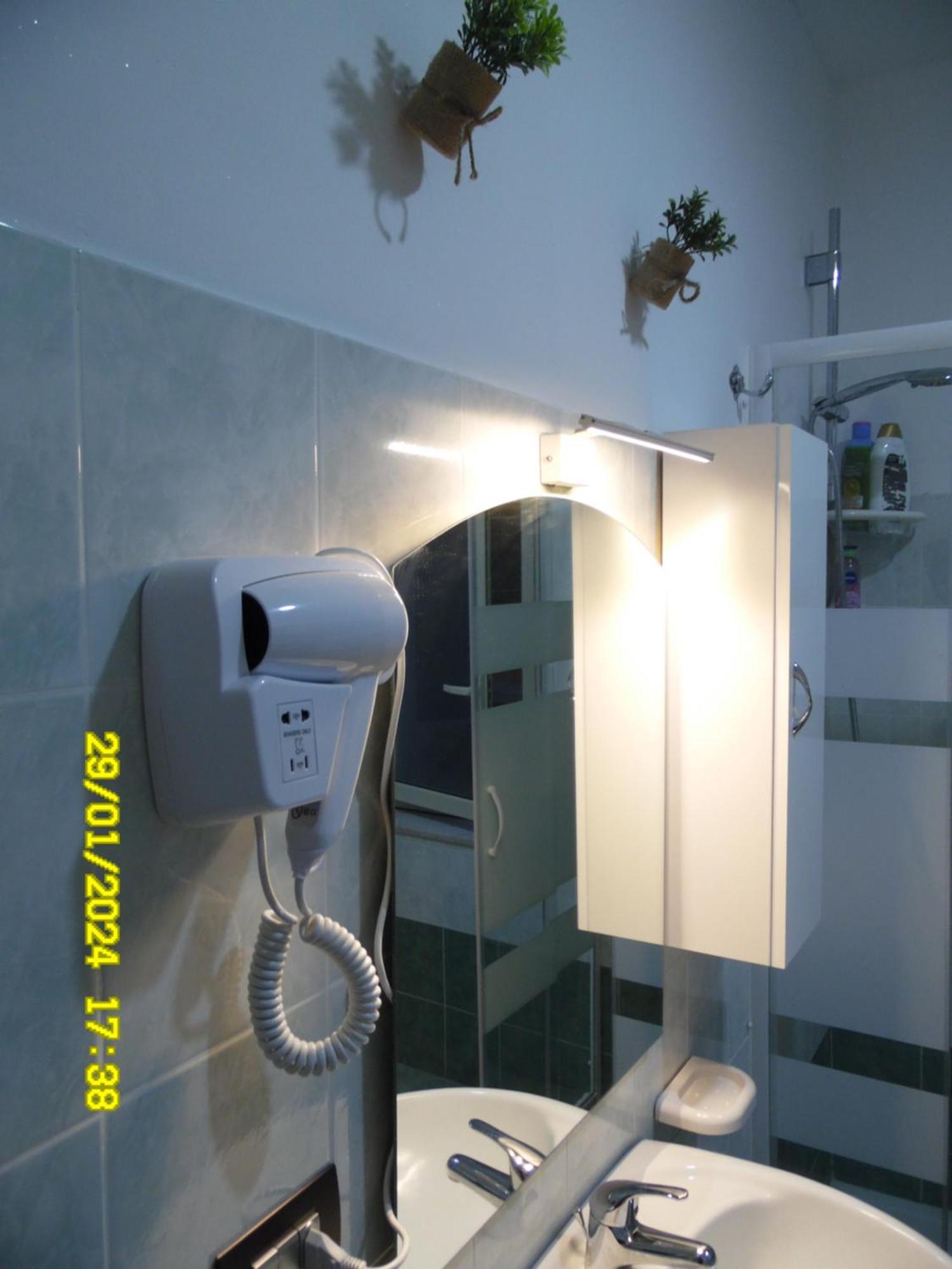 La Casa Di Giuditta - B&B Casa Vacanze - Ramacca Bagian luar foto