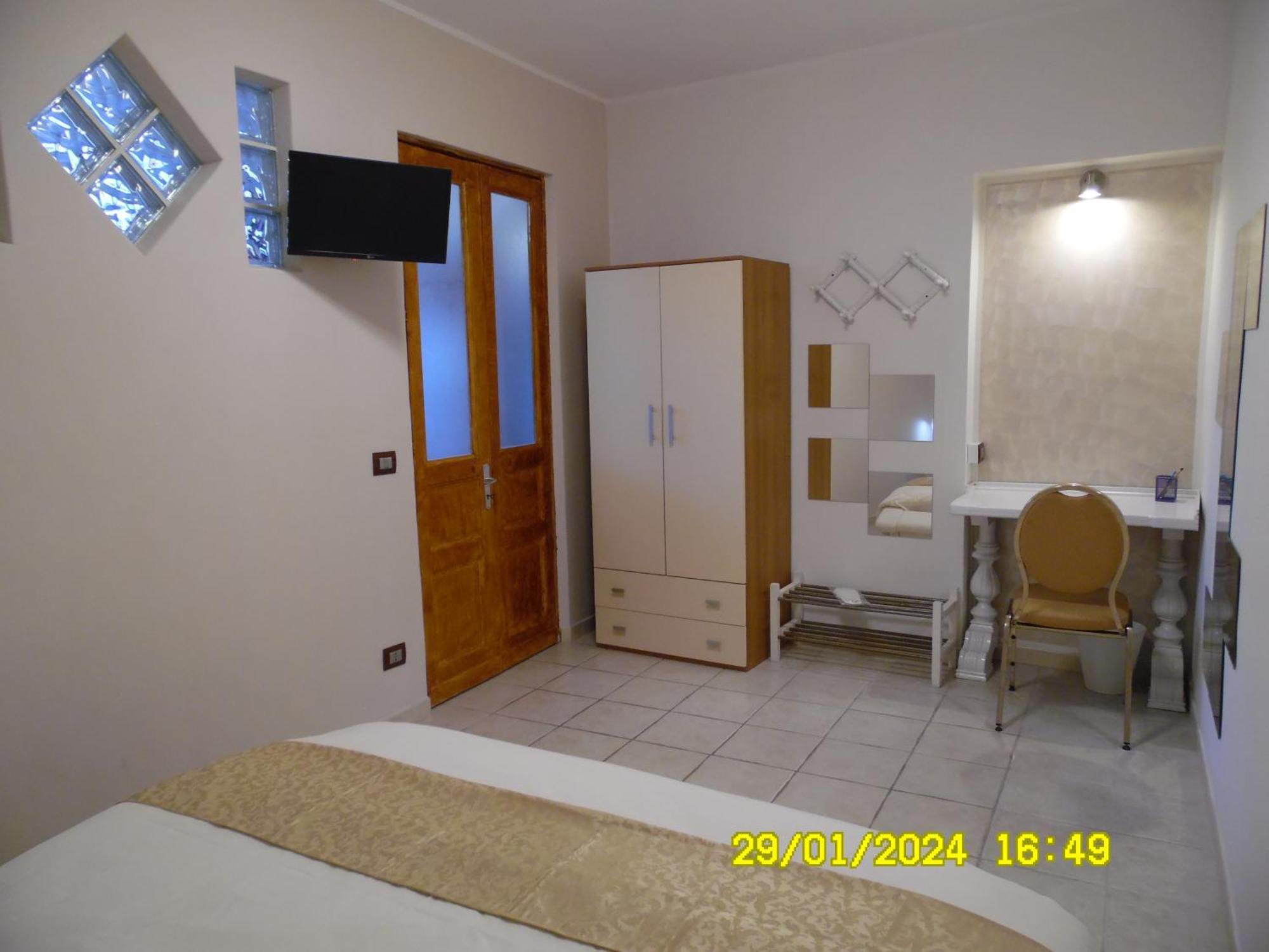 La Casa Di Giuditta - B&B Casa Vacanze - Ramacca Bagian luar foto